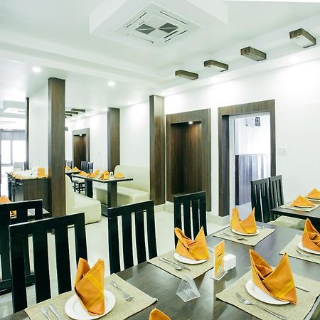 Oyo 11474 Gangaur Regency Boutique Hotel Kathmandu Luaran gambar