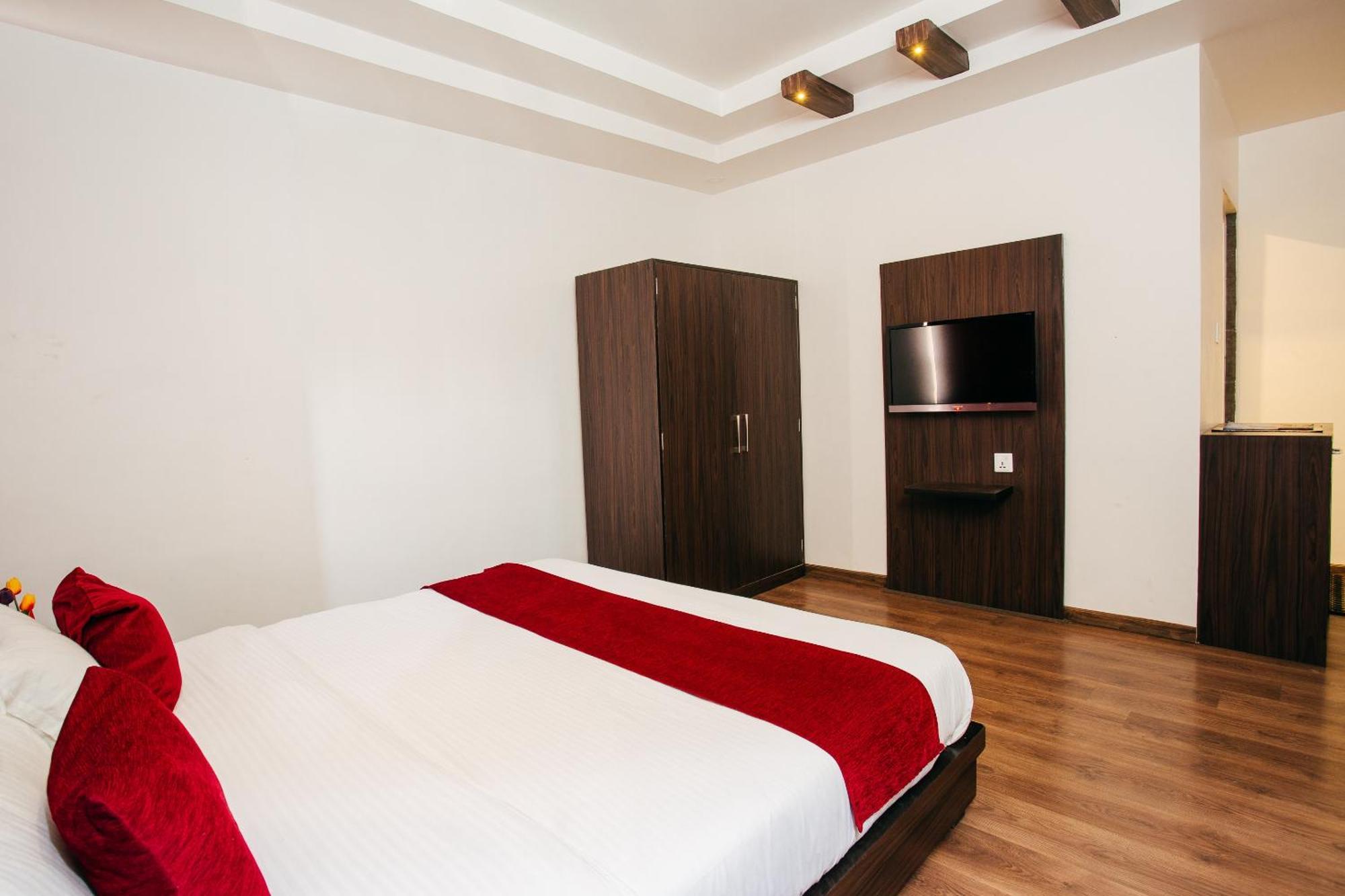 Oyo 11474 Gangaur Regency Boutique Hotel Kathmandu Luaran gambar